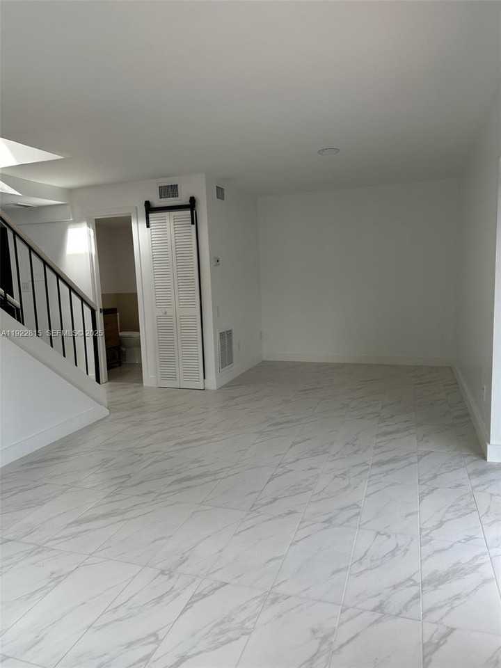 7123 Southwest 115th Place #B25 - Photo 3 of 16