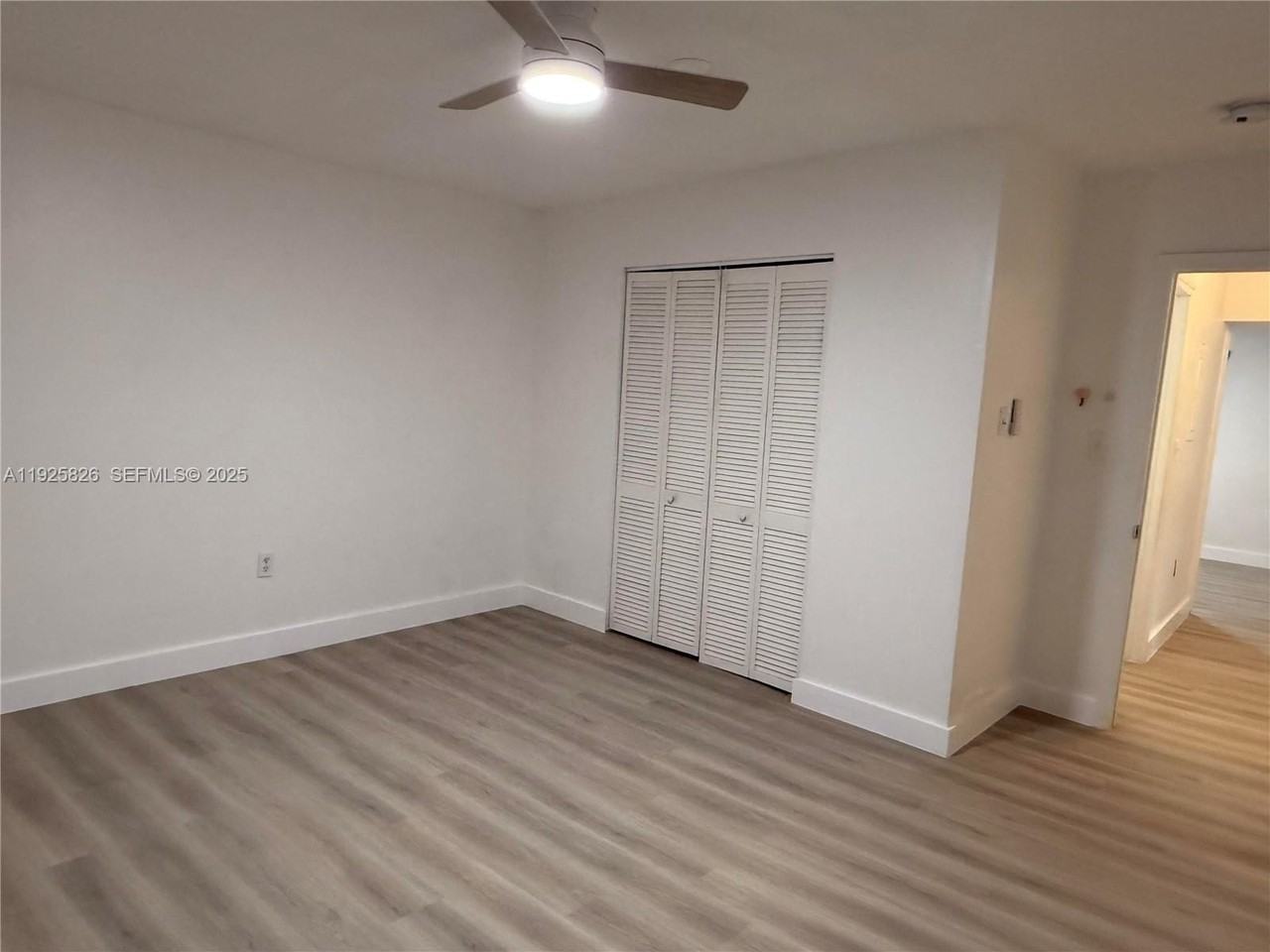 9855 Southwest 62nd Street - Photo 5 of 9