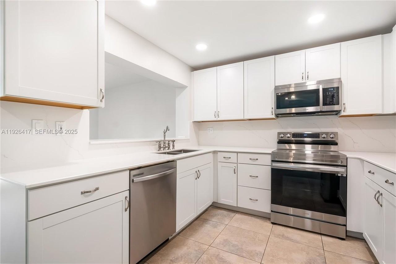 8172 Nw 67th Ave #NA - Photo 6 of 44