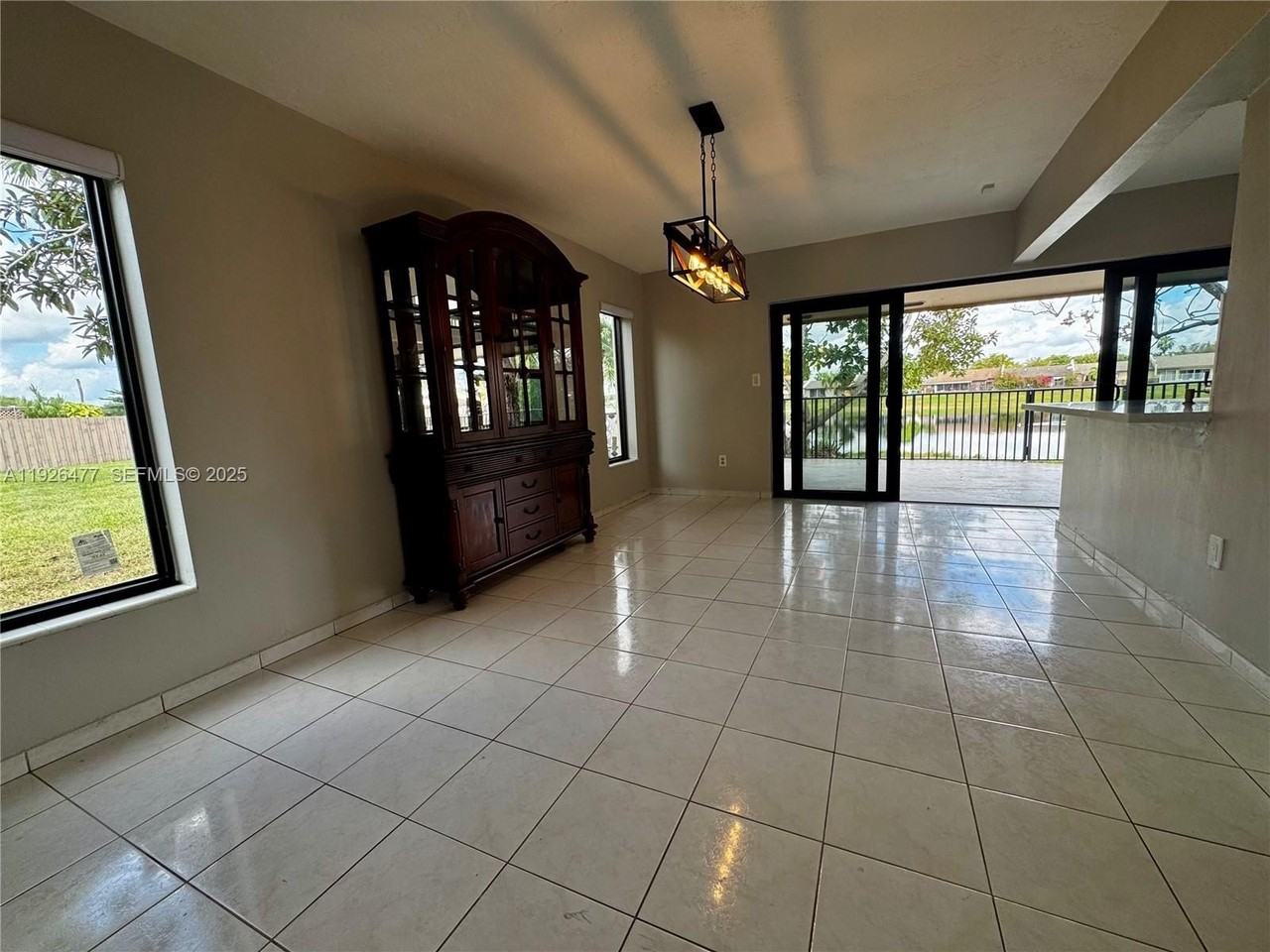 12365 Southwest 119th Terrace - Photo 5 of 28