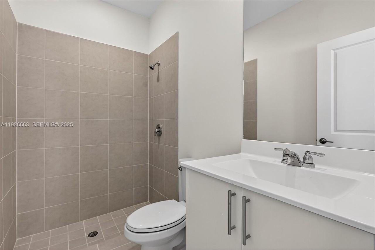 13835 Sw 261st Ter #13835 - Photo 7 of 45