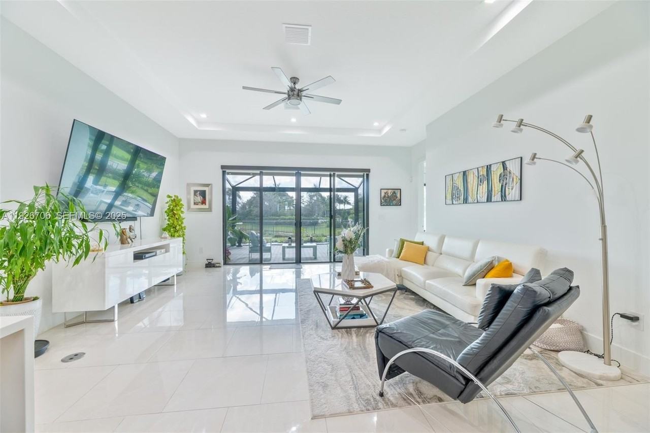 3098 Gin Berry Way - Photo 6 of 40