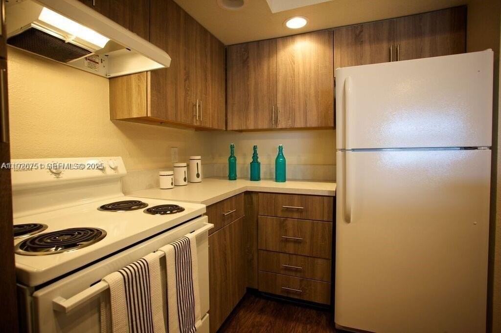 12400 Vista Isles Dr #1414 - Photo 3 of 20