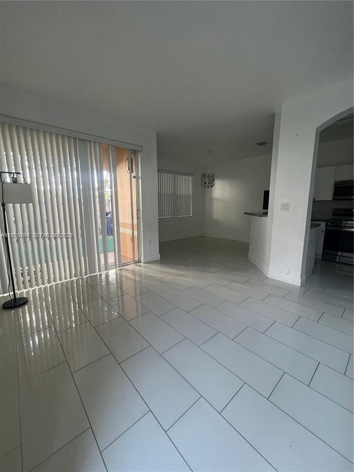 12406 Sw 126th Ave #12406