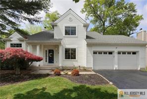 featured image of 160 Buttonwood Dr