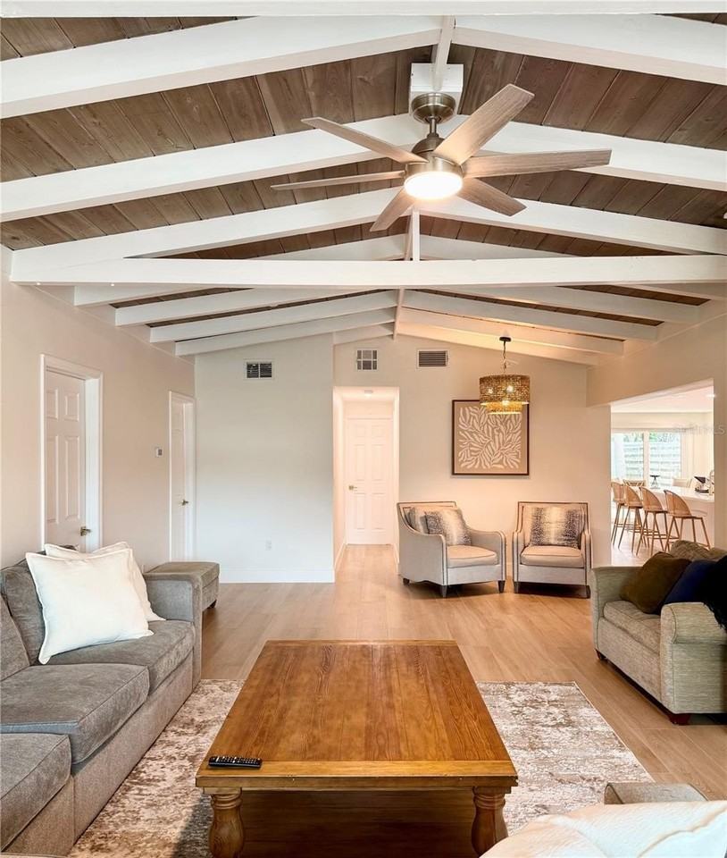 156 N Blvd Of The Presidents - Photo 6 of 29