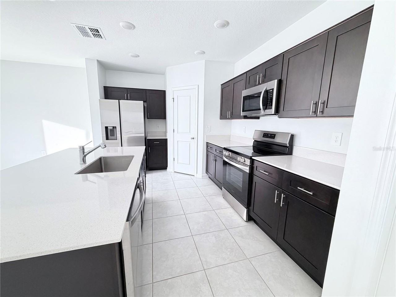 1604 Marksman Rd - Photo 3 of 23