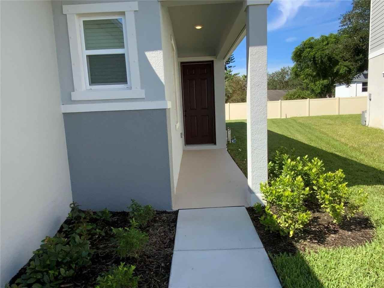 10355 Honeysuckle Vine Cir - Photo 3 of 23