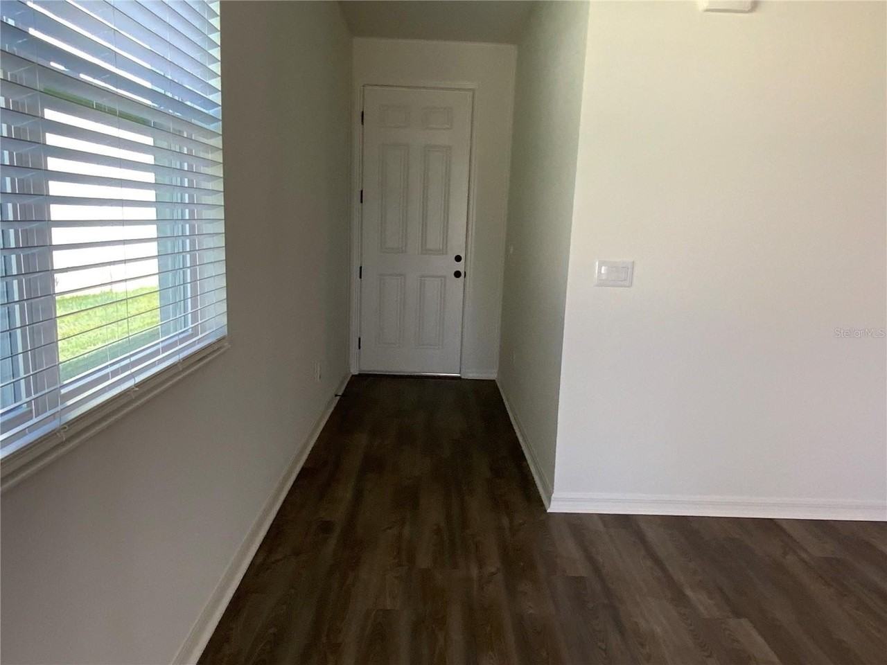 10355 Honeysuckle Vine Cir - Photo 4 of 23