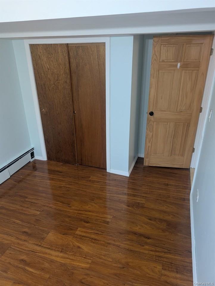 9 Hollowbrook Pl - Photo 7 of 8