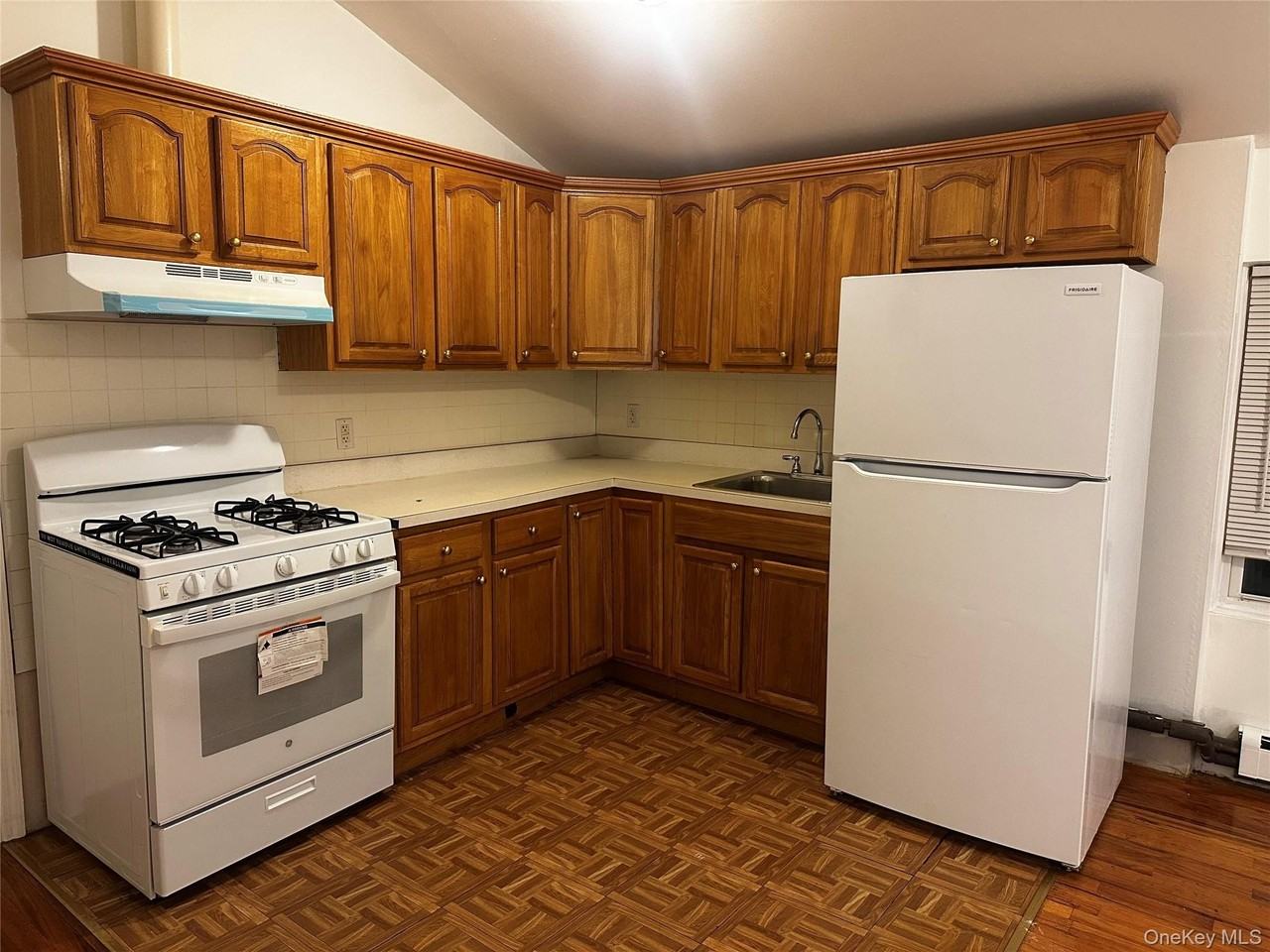 16114 140th Ave Unit 2 #2 - Photo 7 of 14