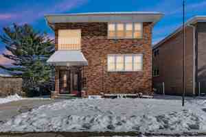 featured image of 403 Prairie Avenue #2