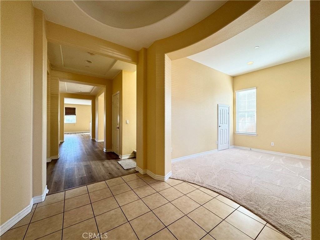 15621 Pisa Ln - Photo 3 of 40