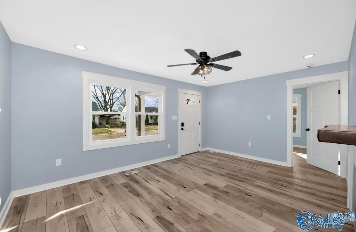 3904 Cypress Ave Sw - Photo 5 of 24