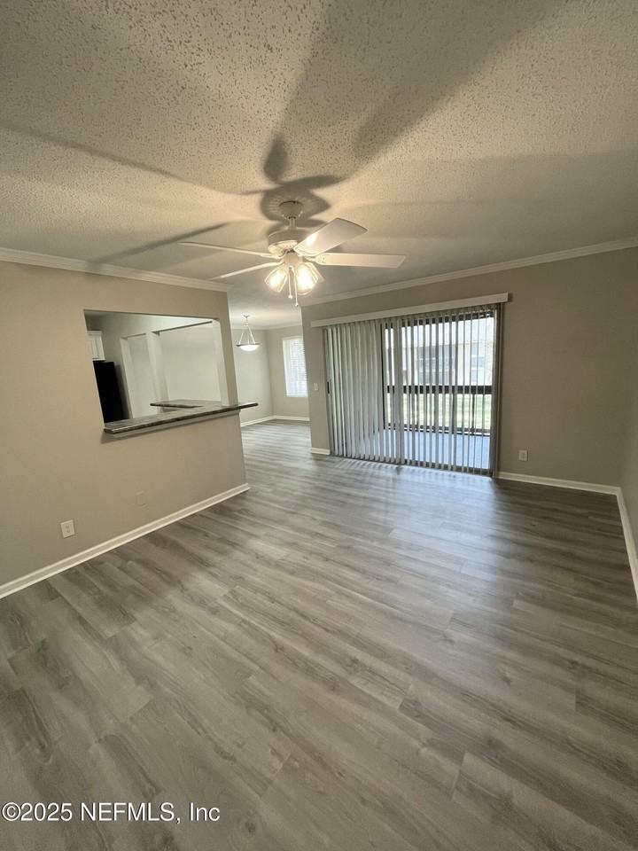 8880 Old Kings Rd Unit 20 #20 - Photo 7 of 35