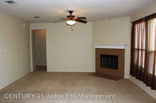 1414 Vermont Ave - Photo 3 of 10