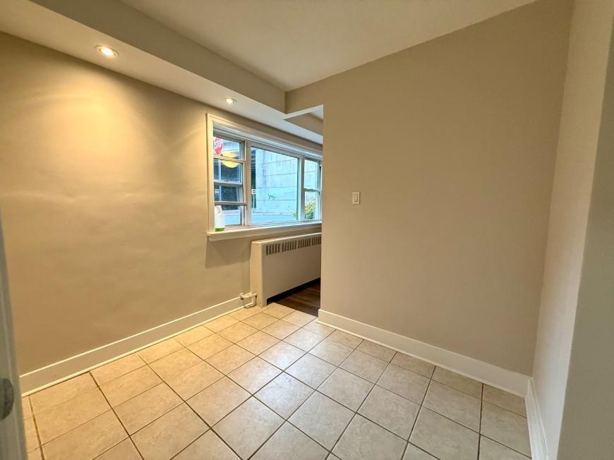 3 Webber Ave - Photo 4 of 10