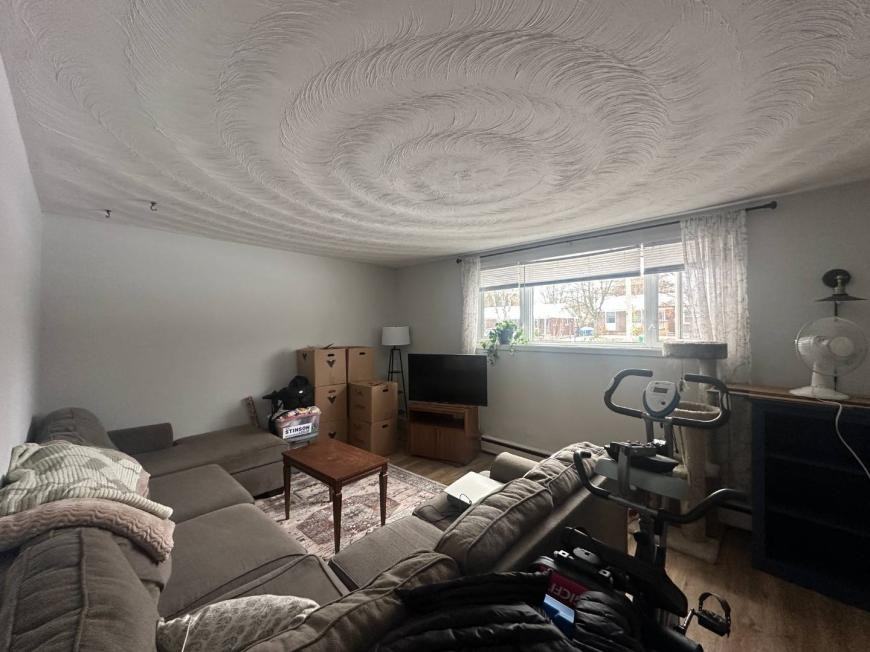 22 Springbrook Dr - Photo 5 of 10