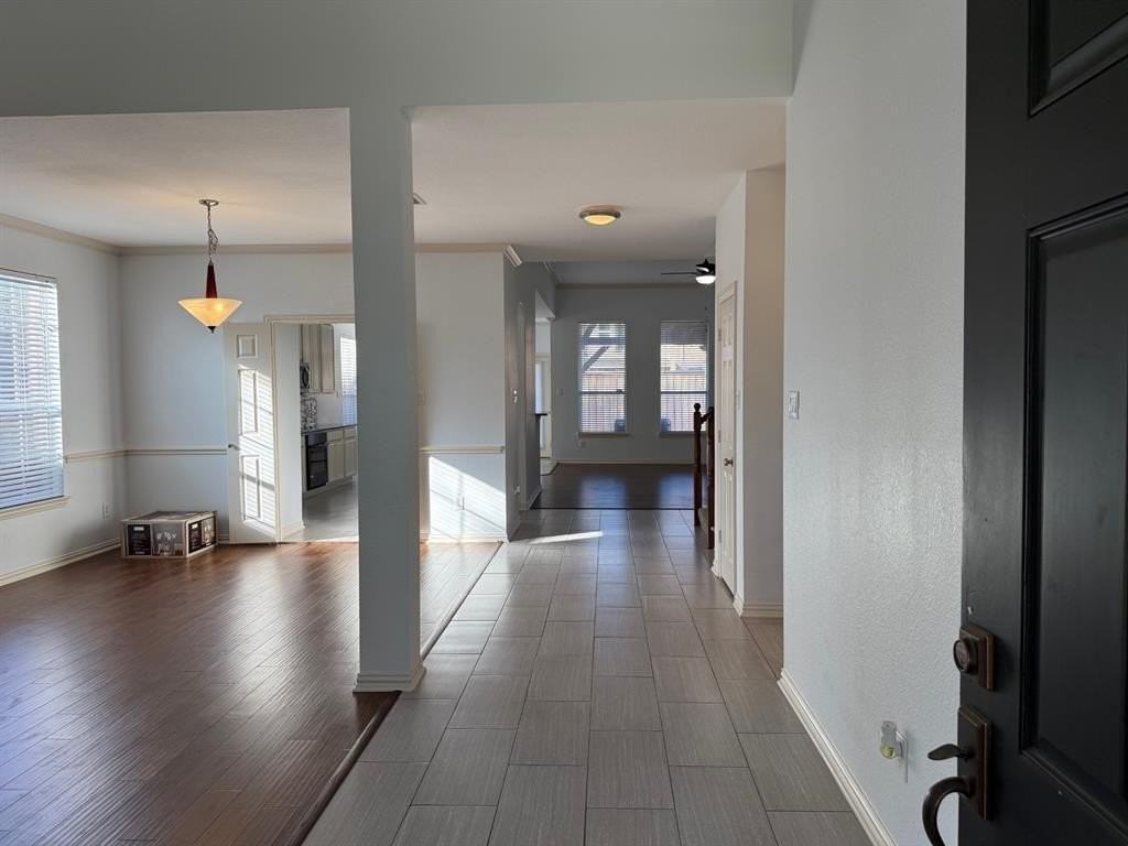 1613 Clarke Springs Drive - Photo 3 of 23