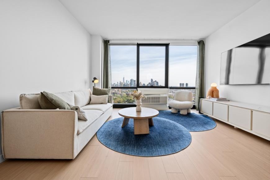 632 Newark Avenue - Photo 3 of 10