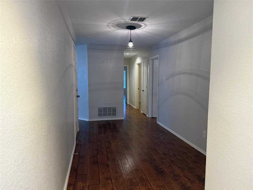 121 Mill Street - Photo 4 of 28