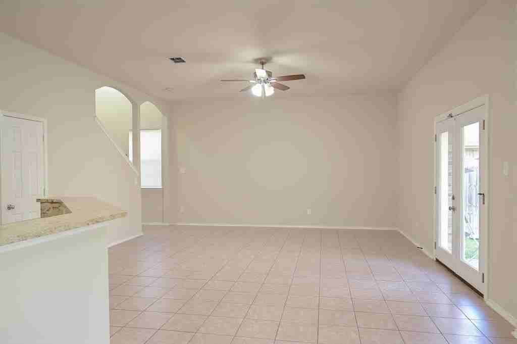 17422 Energy Ln - Photo 6 of 30