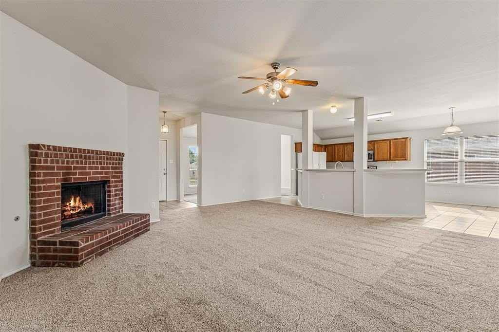 1941 Harvester Drive - Photo 4 of 31