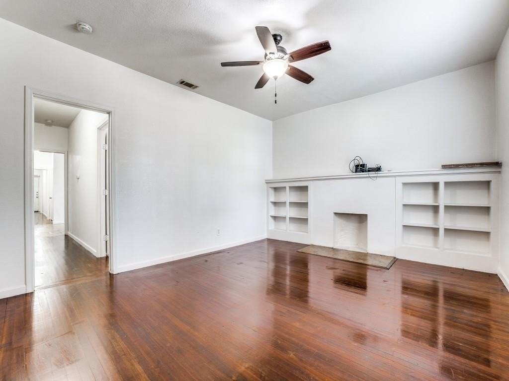 1628 Poplar St - Photo 2 of 11