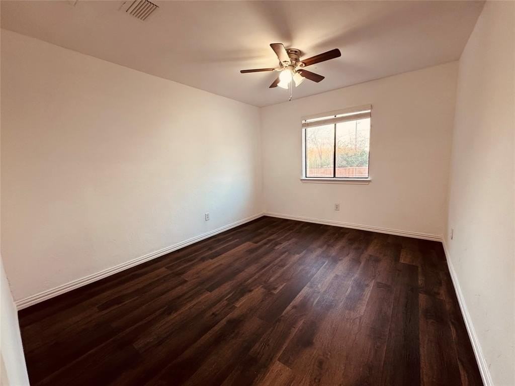 2329 Jamaica Place - Photo 5 of 11