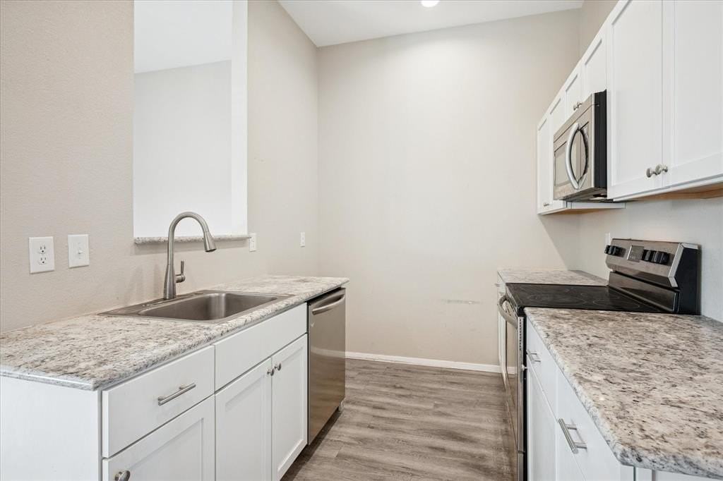 516 Wood Dr - Photo 7 of 12