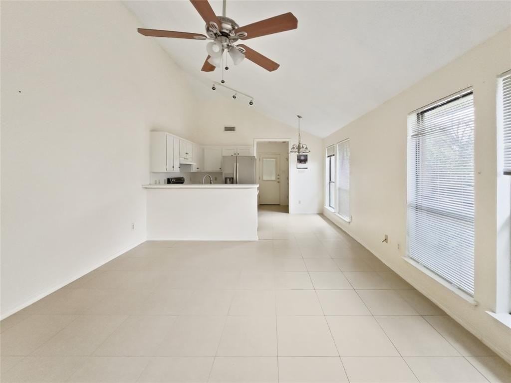 1106 Hollis St #B - Photo 3 of 15