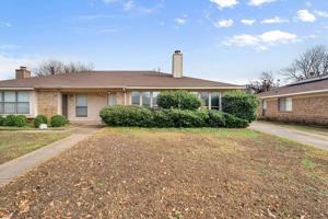 featured image of 2920 Hilltop Drive