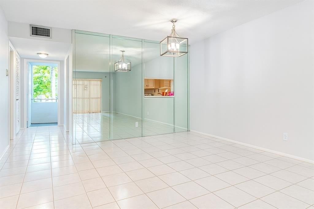 950 Hillcrest Drive #202 - Photo 6 of 19