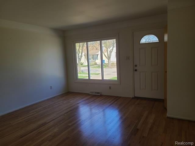 5652 Westpoint St - Photo 2 of 22