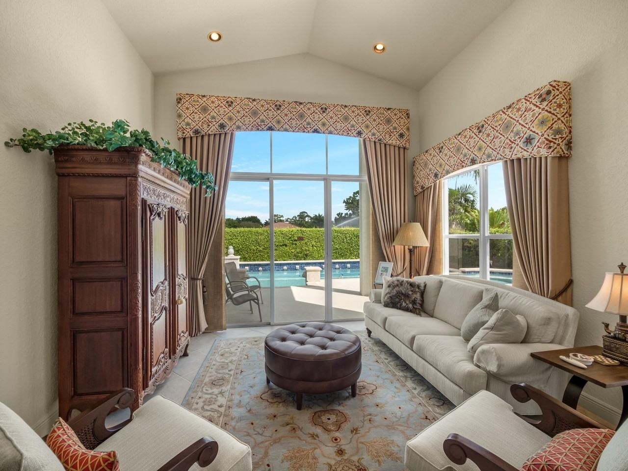 8282 Spyglass Drive - Photo 5 of 22