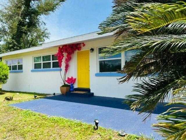 4936 South Lakewood Drive