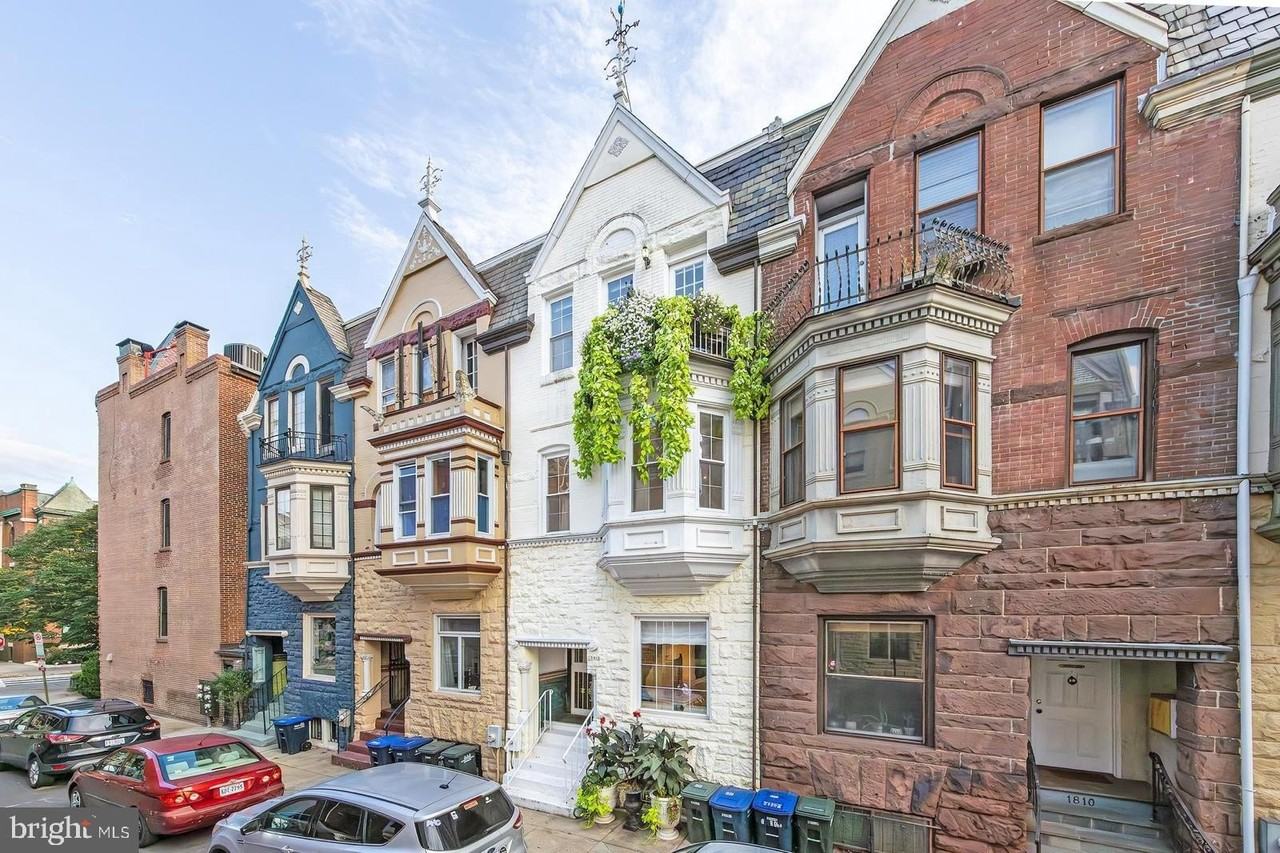 1808 Riggs Place Northwest - Photo 3 of 43