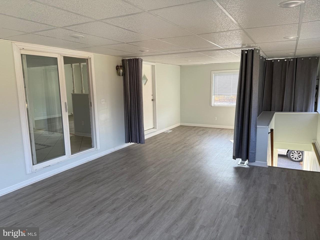 1212 Reece Rd - Photo 3 of 25