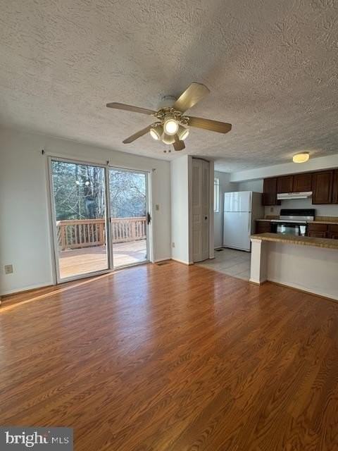 3621 Seaford Court #B - Photo 5 of 25