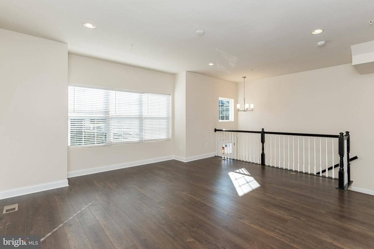 3679 Duckhorn Way - Photo 3 of 37