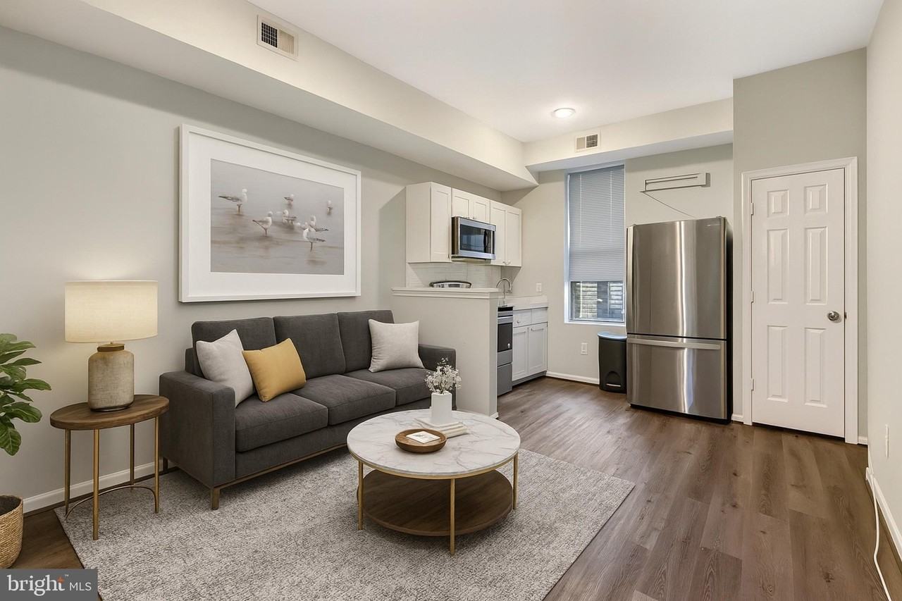 135 East North Avenue #2 - Photo 5 of 29