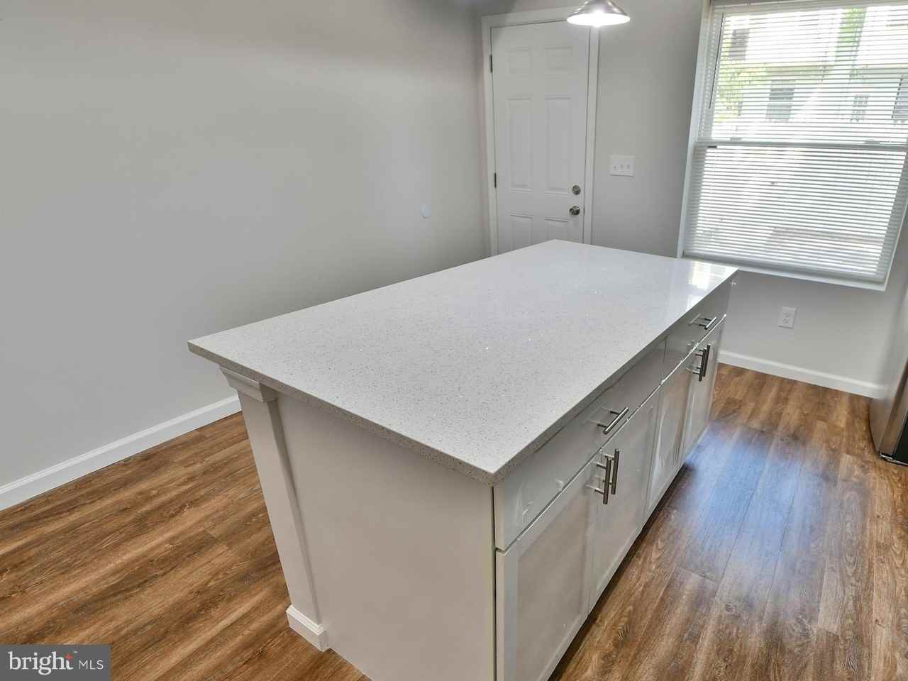 2114 Cliftwood Ave - Photo 7 of 50