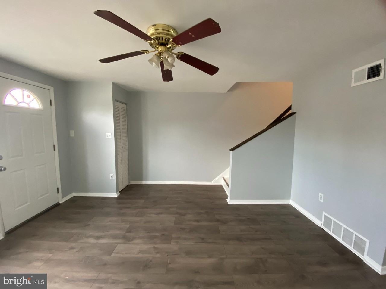 2004 Kelmore Rd - Photo 5 of 39