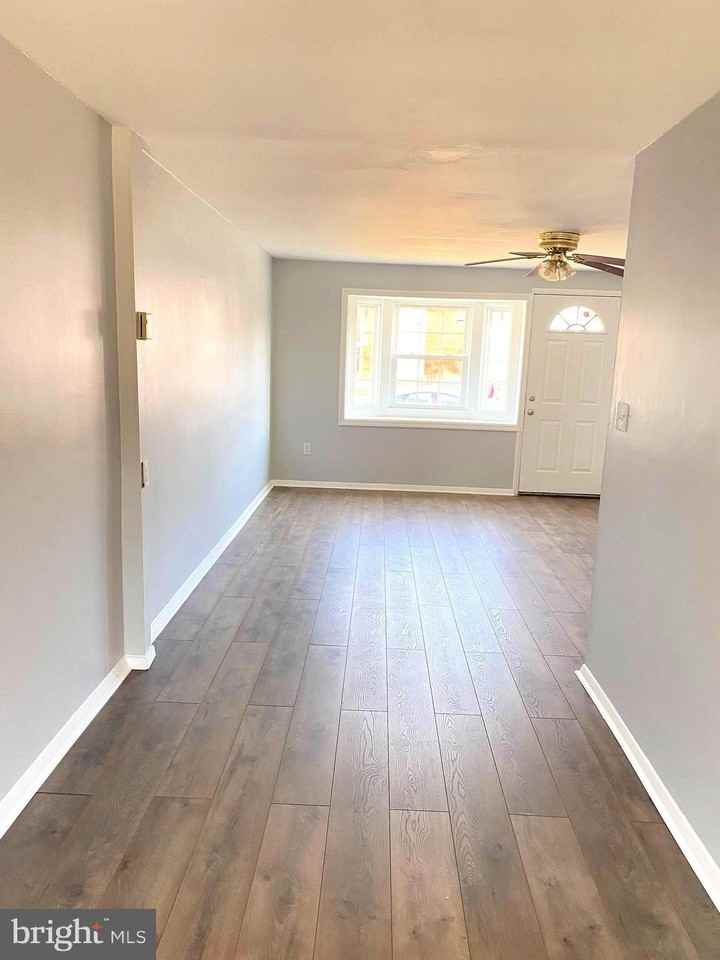 2004 Kelmore Rd - Photo 6 of 39