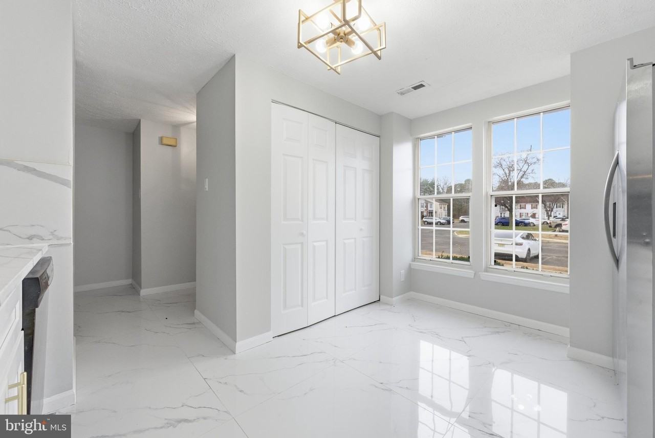 115 Villa Knoll Ct - Photo 7 of 22