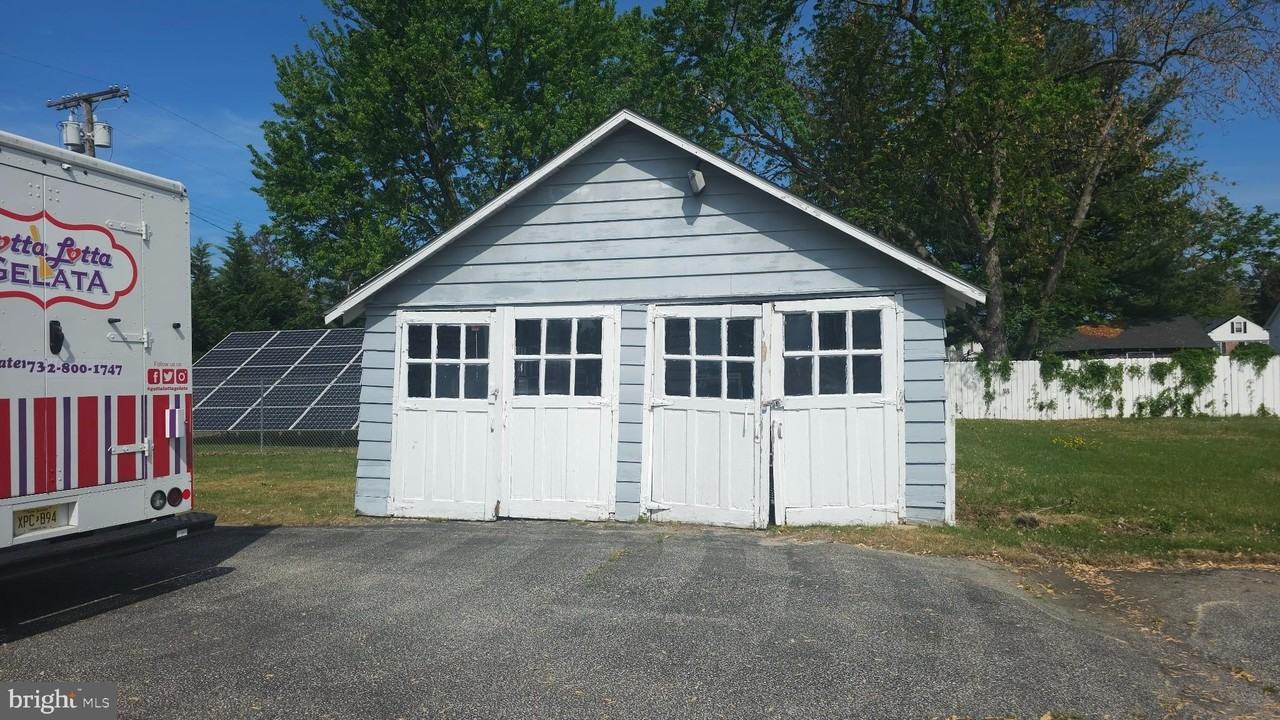 101 North Broadway - Photo 6 of 30