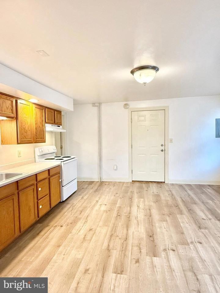 26 N Main St - Photo 3 of 12