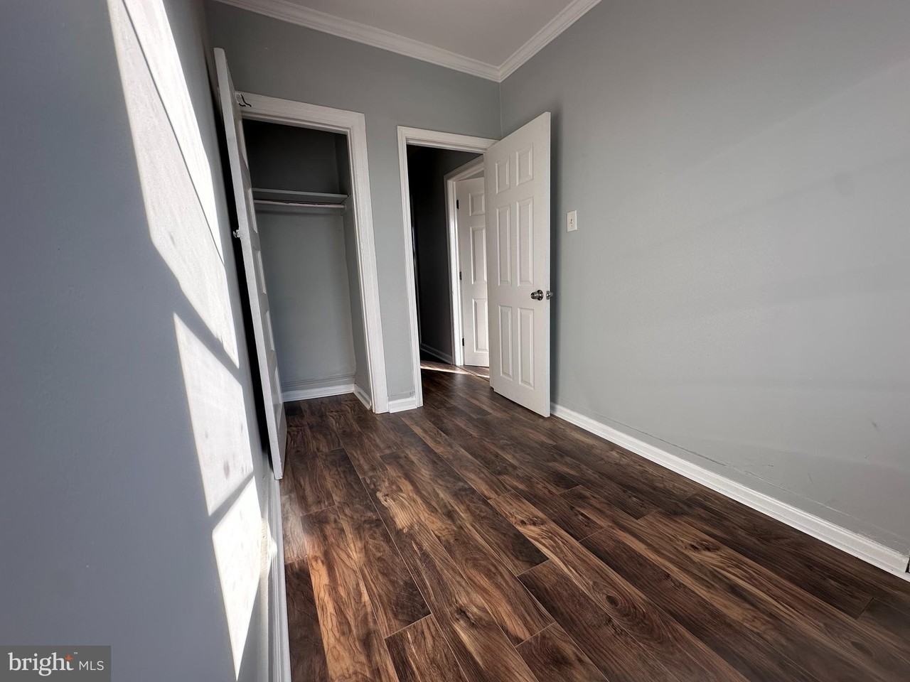 1609 S 28th St - Photo 4 of 30