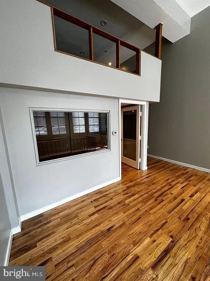 107 Arch Street #1E - Photo 6 of 26