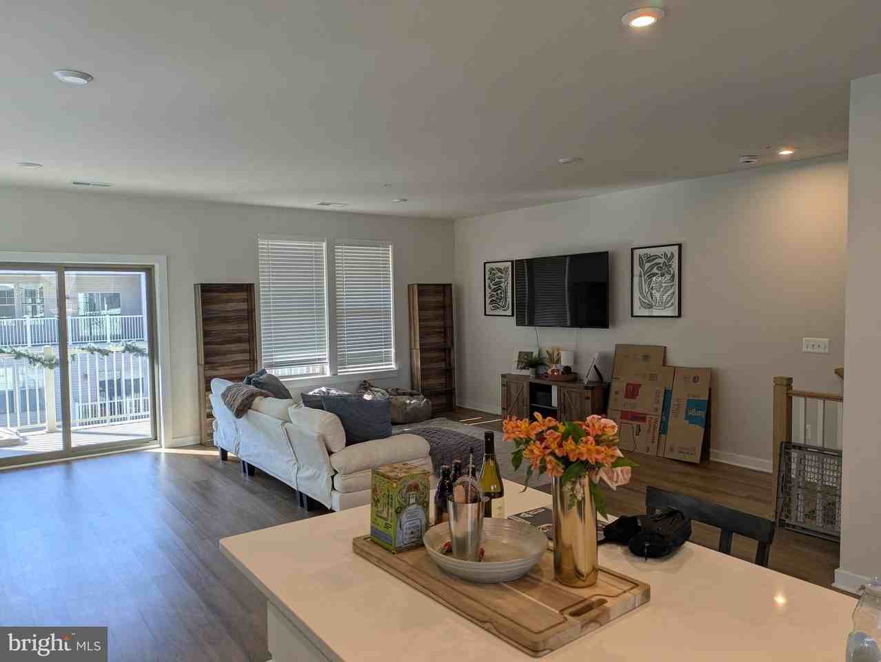 610B Percy Pl - Photo 4 of 11